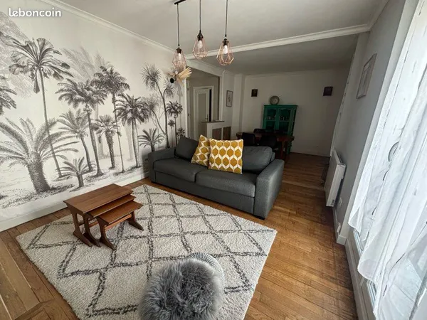 Appartement F2 plein centre et meublé