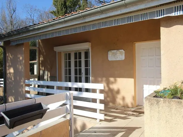 Villa 5 pièces 160 m²