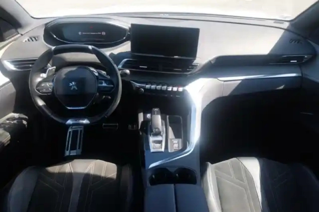 Peugeot 3008 puretech 130ch s&amp;s eat8 — photo 9