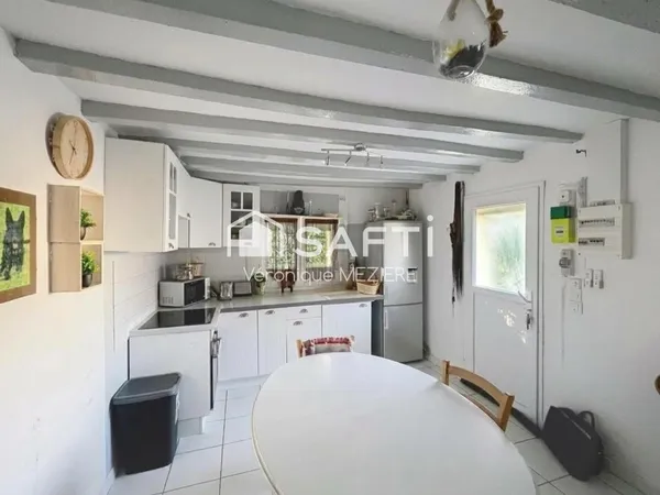 Maison de bourg de 3 pièces à Longué Jumelles
