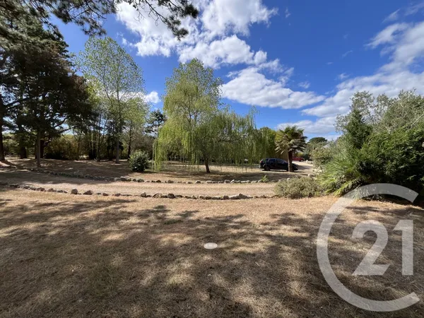 Terrain 1088 m²