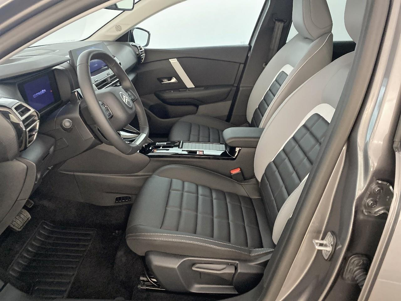 Citroën C4 hybride 145 ch e-dcs6 max — photo 9
