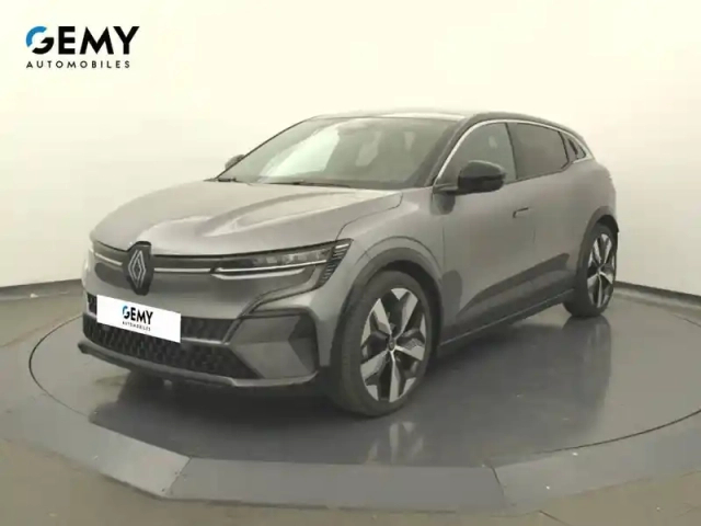Renault Megane e-tech ev60 220 ch optimum charge — photo 16