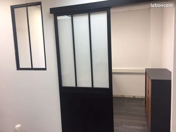 Bureau Zone franche Nîmes