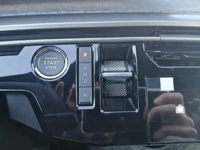 Peugeot 5008 hybrid 145 e-dcs6 — photo 14
