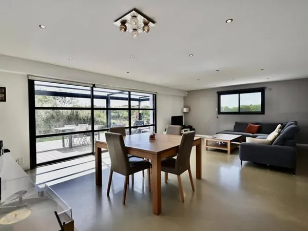 Maison 7 pièces 184 m²
