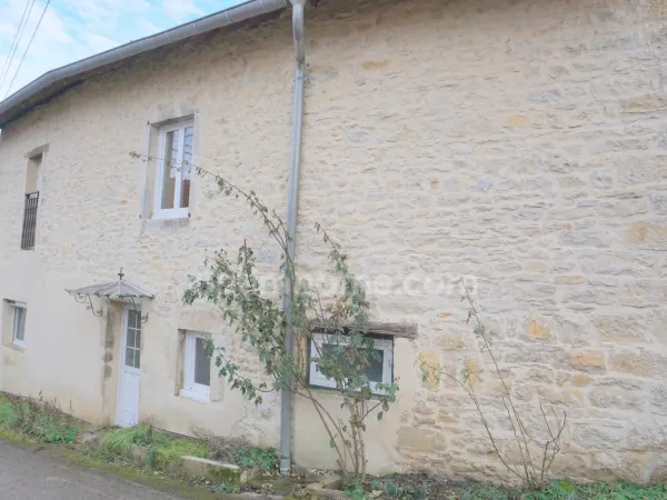 Maison à vendre 4 pièces à CENDREY (entre Rioz et Baume-les-Dames)