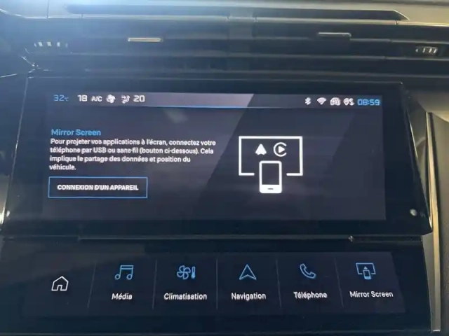 Peugeot 408 phev 225 e-eat8 — photo 26