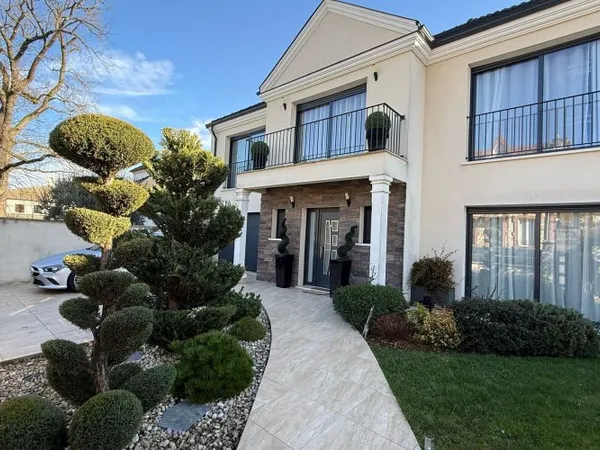 Maison 5 pièces 189 m²