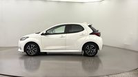 Toyota Yaris 116h Design 5p MY22 — photo 7