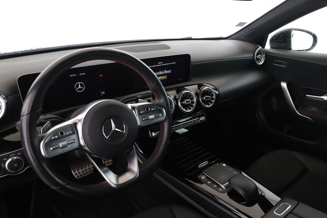 Mercedes-Benz Classe A 180 AMG Line 7G-DCT — photo 10