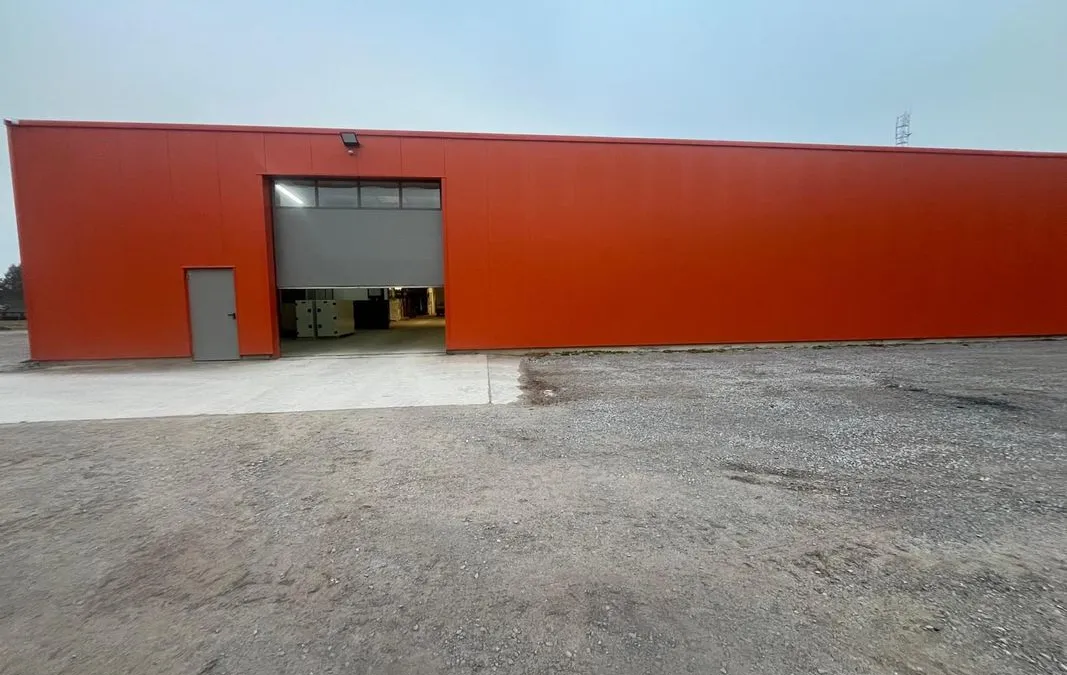 Photo 1