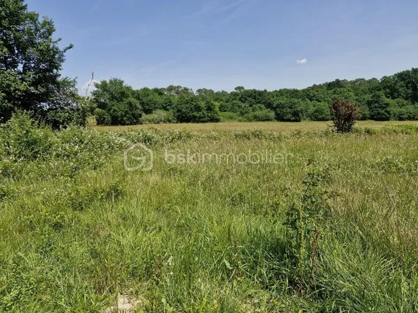 Terrain 1422 m²
