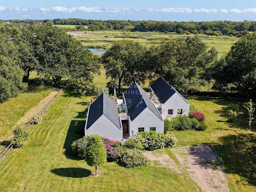 Maison 8 pièces 207 m²
