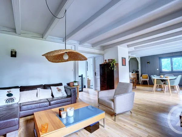 Maison 4 pièces 138 m²