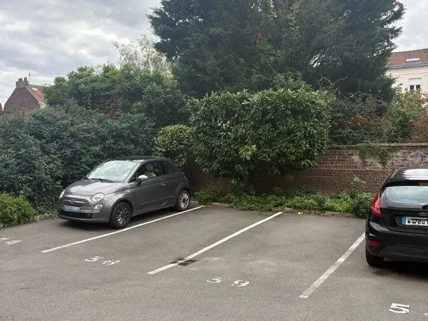 Place de parking à louer
