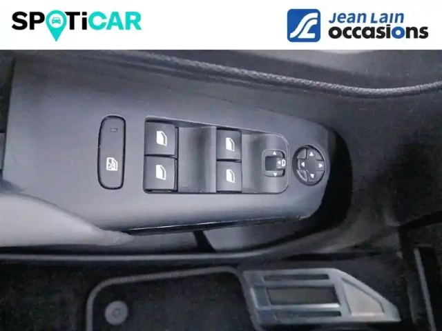 Citroën C5 Aircross hybride rechargeable 225 s&amp;s e-eat8 — photo 59