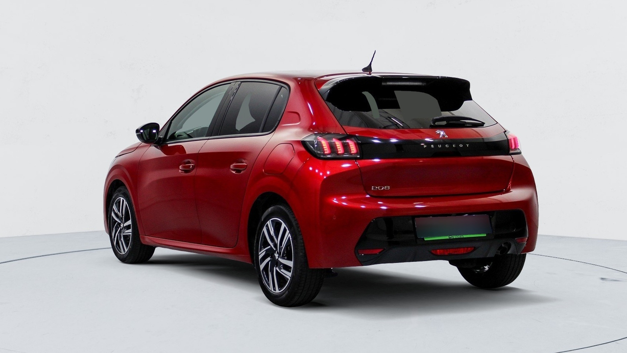 Peugeot 208 — photo 3
