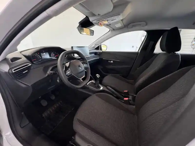 Peugeot 208 100 s&amp;s bvm6 — photo 9