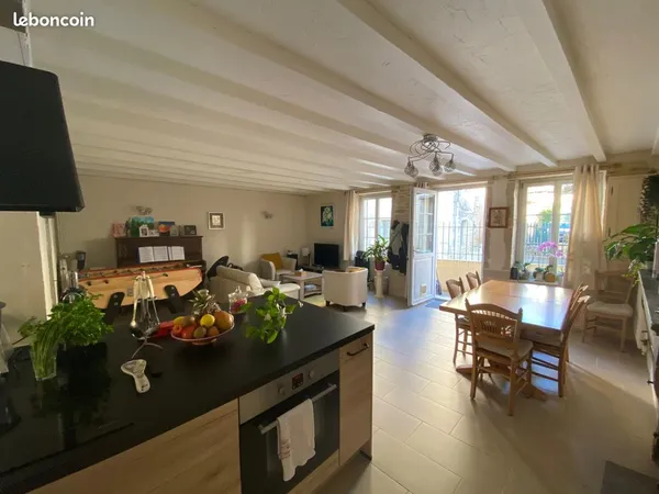 Maison de village de 140 m² - 5 pièces - Gemeaux (21120)