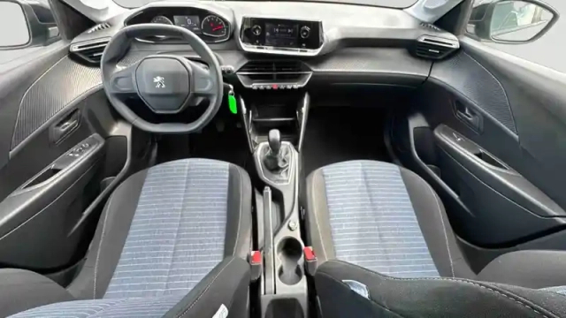 Peugeot 208 puretech 75 s&amp;s bvm5 — photo 22