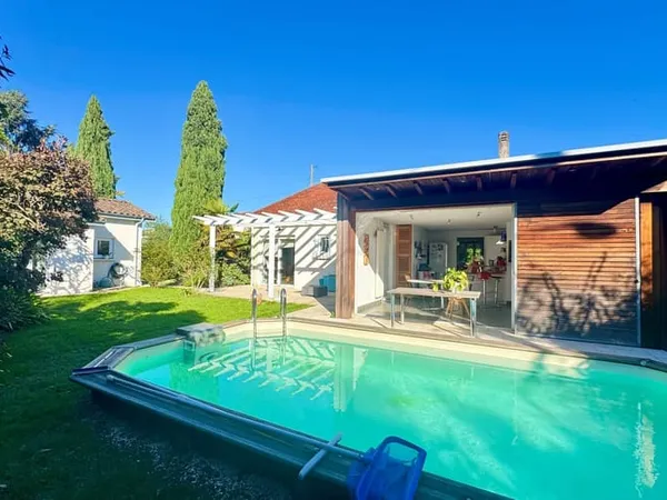 Maison 6 pièces 180 m²