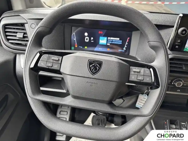Peugeot Expert fgn m diesel 180 ch automatique — photo 62