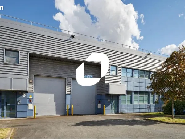 Local d'activité 2 283 m²
