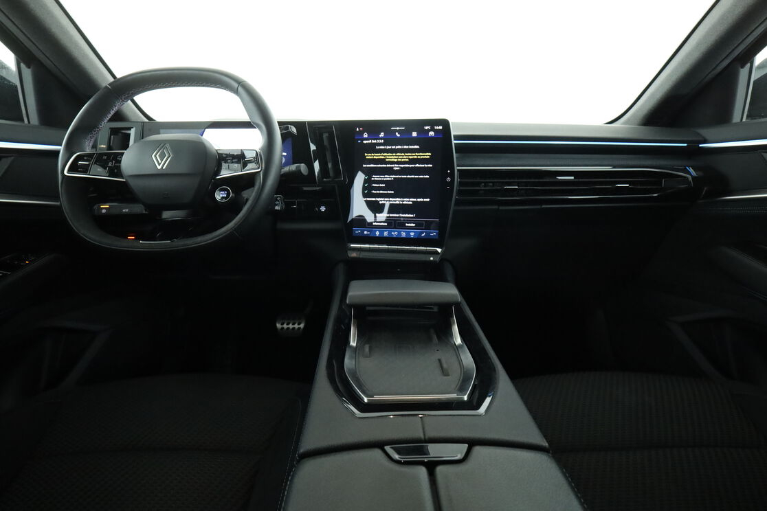 Renault Espace 1.2 E-Tech Hybrid Esprit Alpine — photo 11