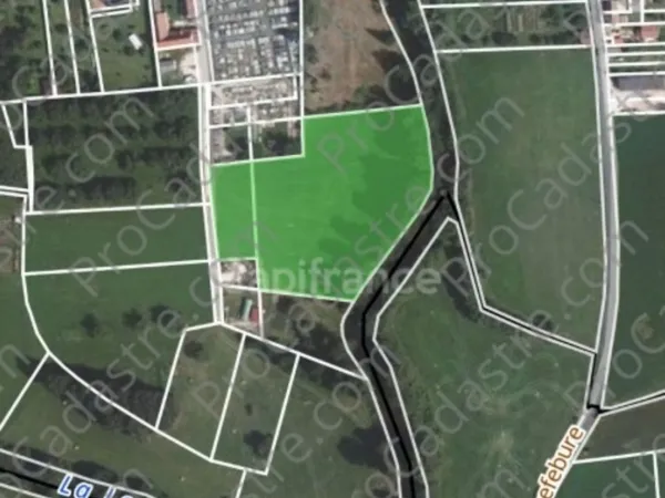 Terrain 8637 m²