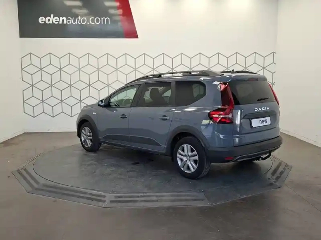 Dacia Jogger eco-g 100 7 places — photo 3