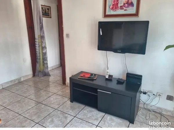 Chambre à louer sur Sainte-Clotilde