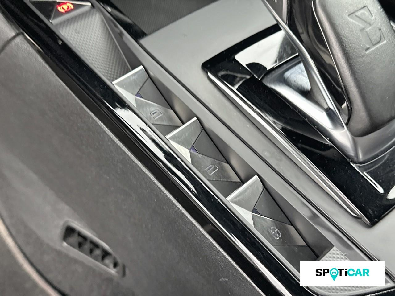 Ds Ds 3 crossback e-tense performance line + — photo 19