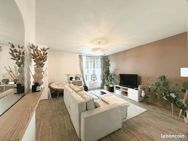 Appartement 3 pièces 83 m²