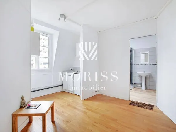 Studio 1 pièce 11 m²