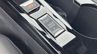 Peugeot 2008 SUV 2008 GT Puretech 130 S&S BVM6 — photo 17