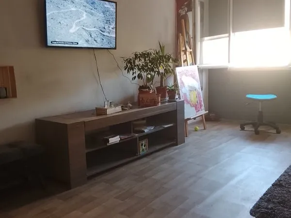 Chambre de 16 m dans un appartement