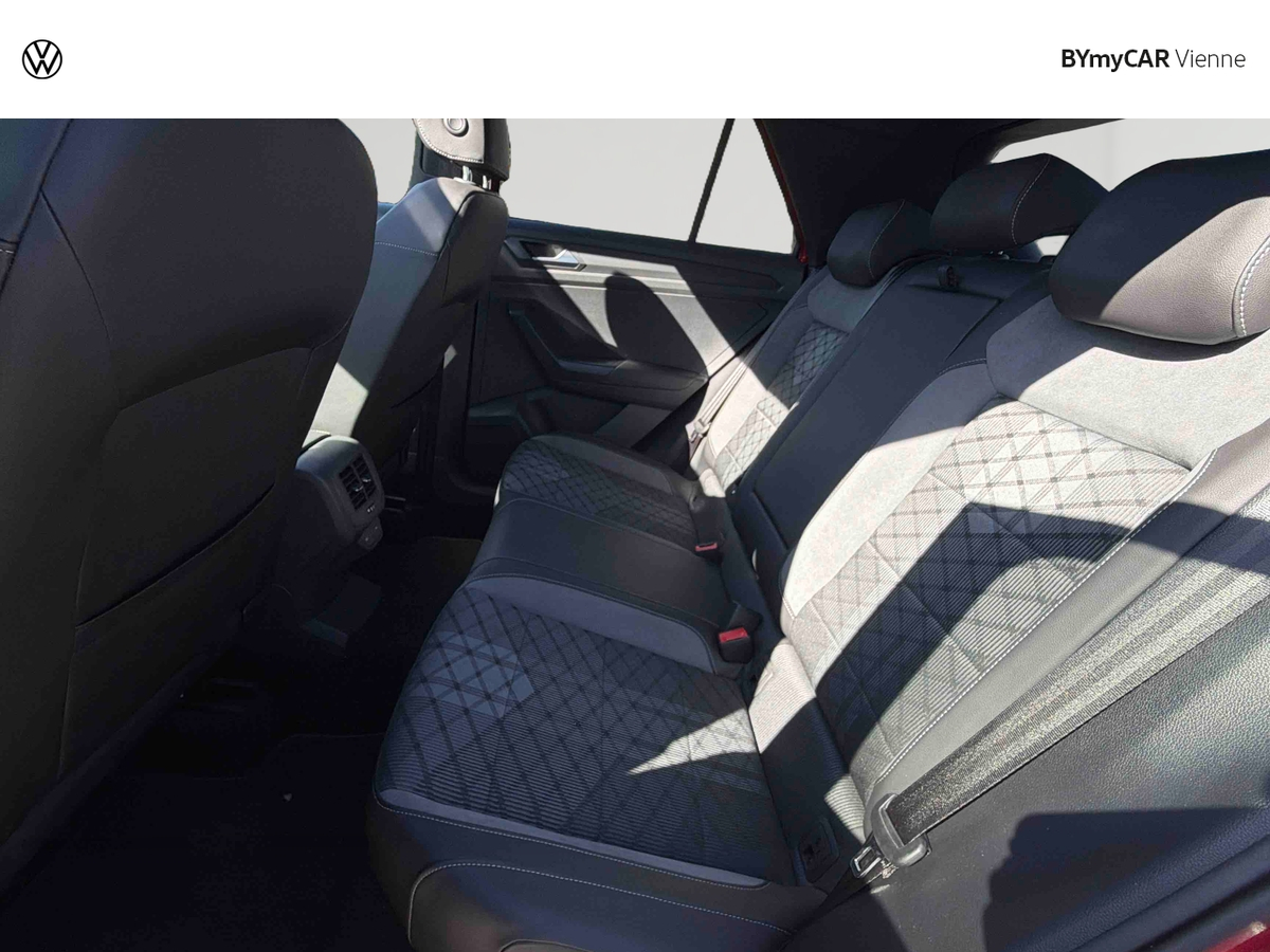 Volkswagen T-Roc 1.5 TSI EVO 150 Start/Stop DSG7 — photo 12