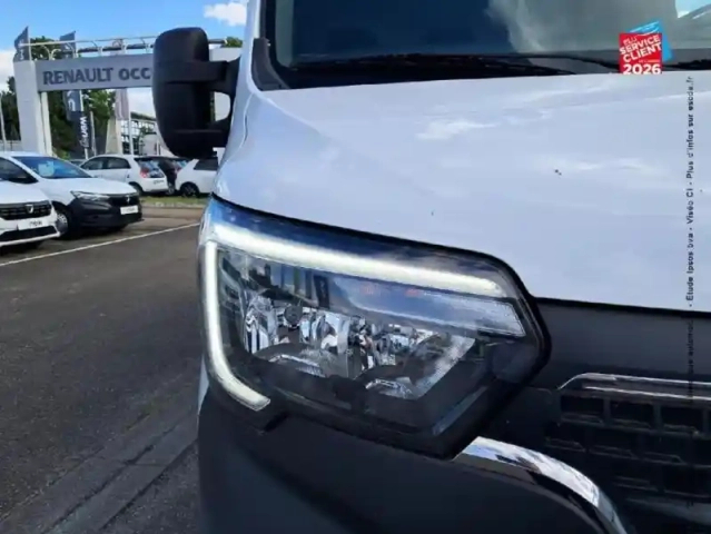 Renault Master fg f3500 l2h2 2.3 blue dci 135ch confort euro6e — photo 13