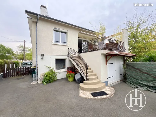 Maison 7 pièces 151 m²