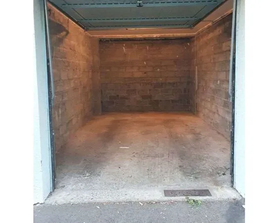 Garage, Rennes centre ville