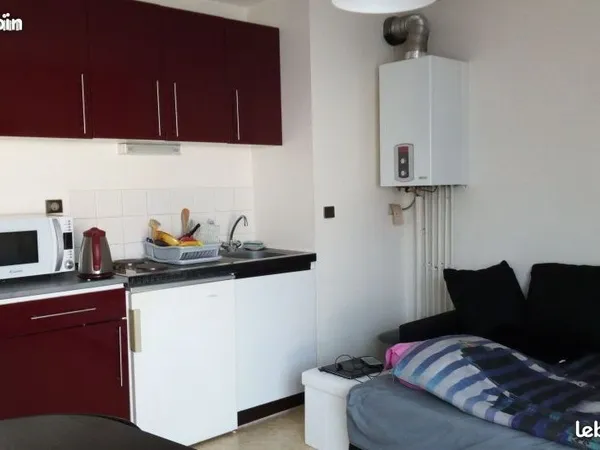 Studio 1 pièce 24 m²