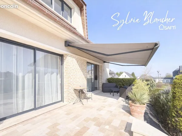 Maison 9 pièces 210 m²