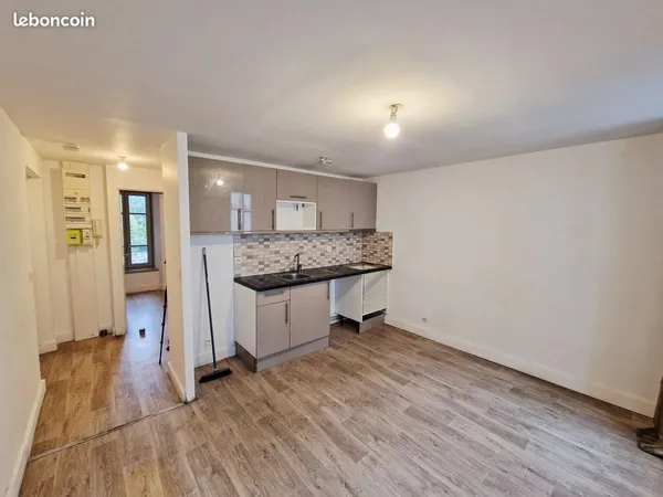 🏡 À LOUER - Charmant appartement T2 de 29,11 m² au 2e étage