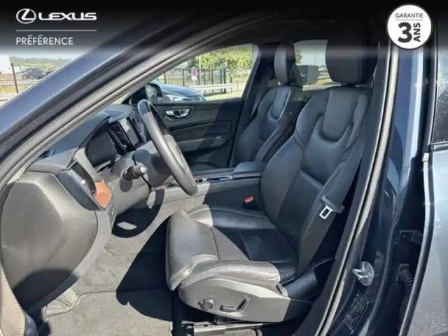 Volvo Xc60 t6 awd 253 + 145ch black edition geartronic — photo 3