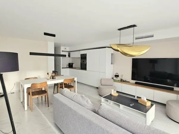 Maison 4 pièces 84 m²
