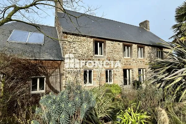 Maison 7 pièces 200 m²