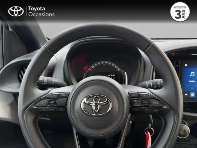 Toyota Aygo X 1.0 vvt-i 72ch dynamic my24 — photo 13