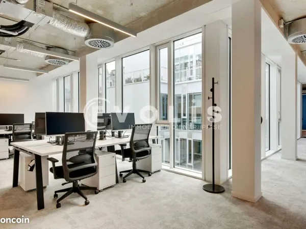 Bureau 199 m²