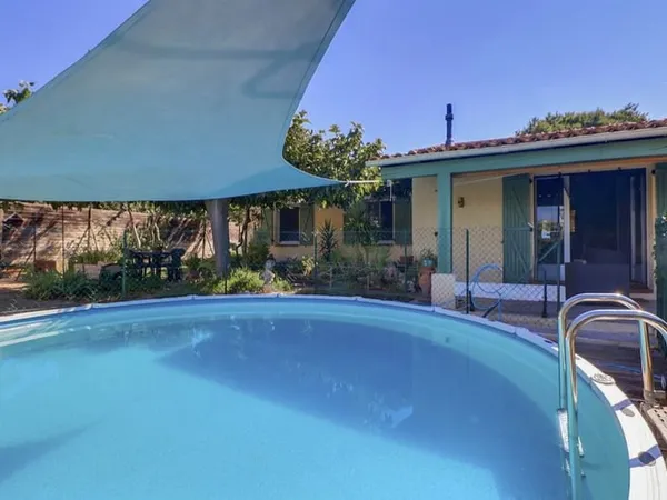 Saint-Gilles - Maison de plain-pied 3 chambres, piscine et gar